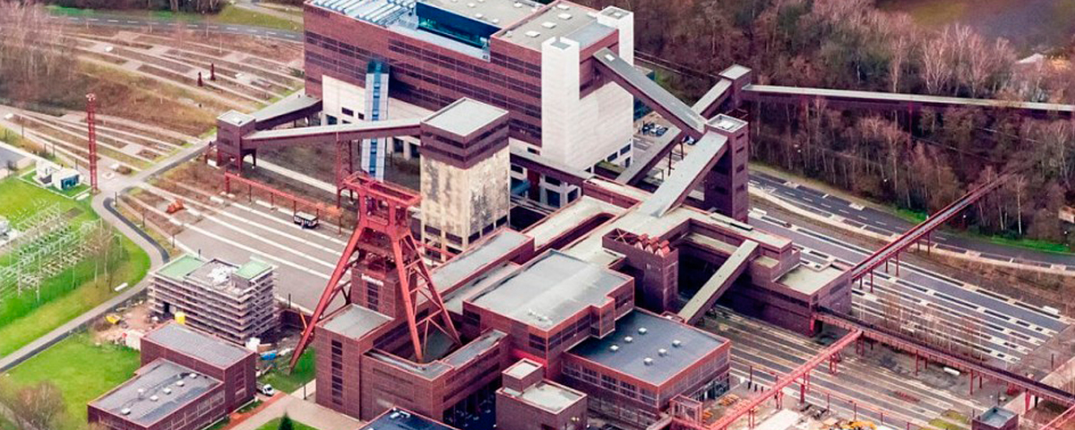 Já imaginou uma mina de carvão transformada em club?