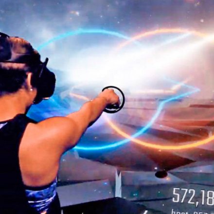 Empresa desenvolvedora do Guitar Hero anuncia jogo de tiro futurista com tracks da EDM