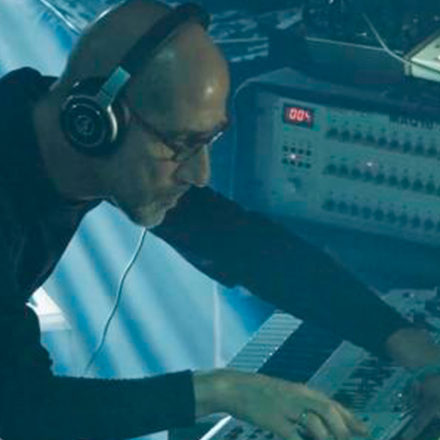 Documentário conta (parte da) história da música eletrônica no Brasil