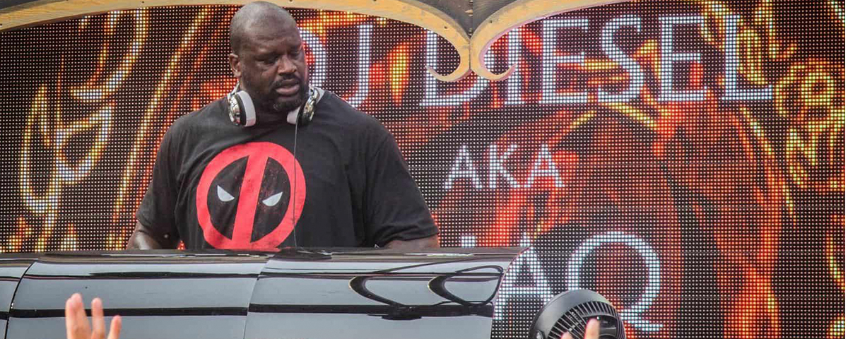 Shaq afirma não ser pago para tocar, e diz fazer “por esporte da Bass Music”