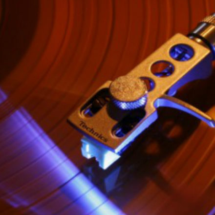 Vendas de vinil devem ultrapassar as do CD pela primeira vez desde 86