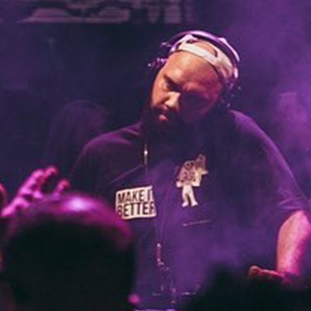 Tem música de artistas brasileiros em comercial da Porsche!