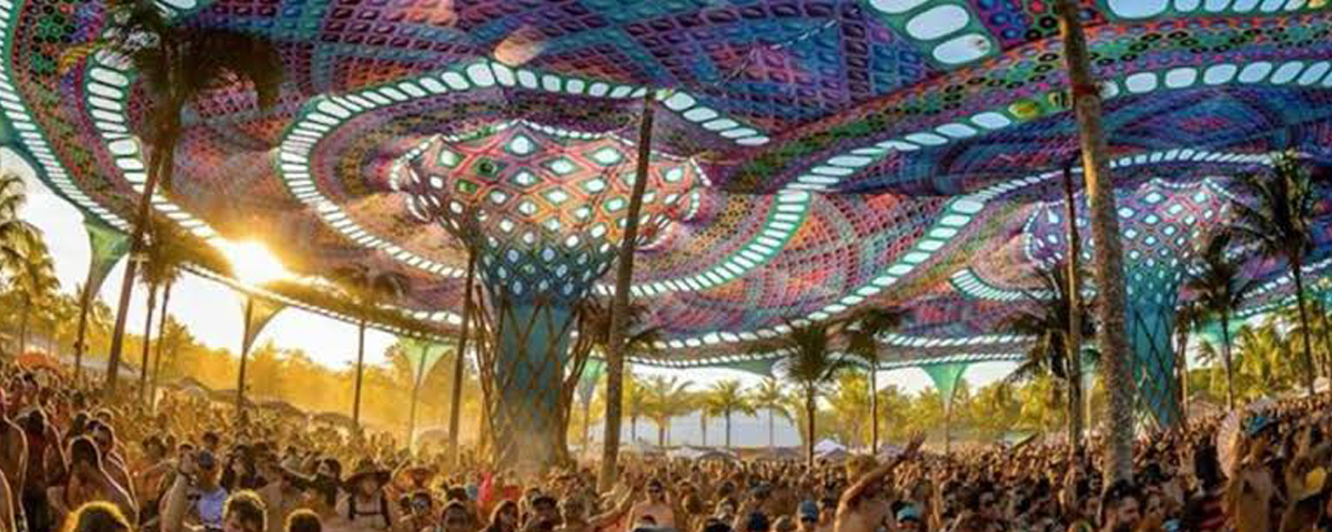 Universo Paralello divulga nova atrações e avisa que praia está sem óleo