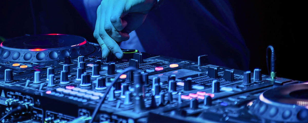 Governo federal volta atrás em decisão de retirar DJs e outras profissões do MEI