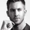Depois de David Guetta, Calvin Harris também abraça seu lado mais “conceitual”