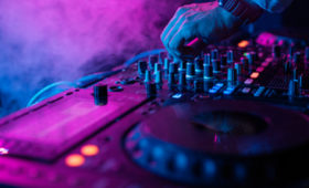 Conheça as iniciativas que estão movimentando a cena durante a pandemia