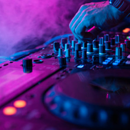 Conheça as iniciativas que estão movimentando a cena durante a pandemia