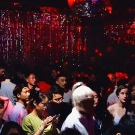 Cena noturna começa a retomar atividades aos poucos em alguns países