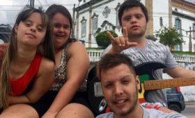 Conheça o Projeto Música Para Todos, com DJs que tem síndrome de Down