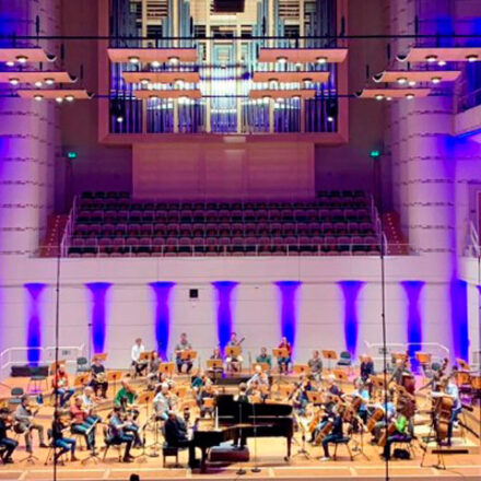 Estudos descartam risco de infecção em eventos seguindo alguns protocolos