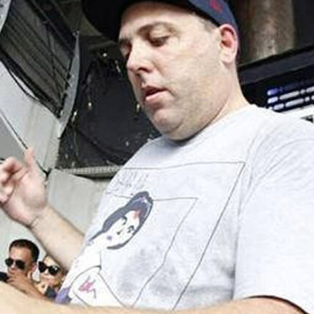 Morre Sandro Valente, DJ residente da Privilège