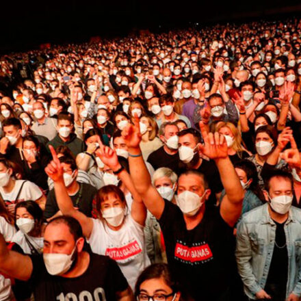 Evento presencial de teste em Barcelona teve público de 5 mil pessoas