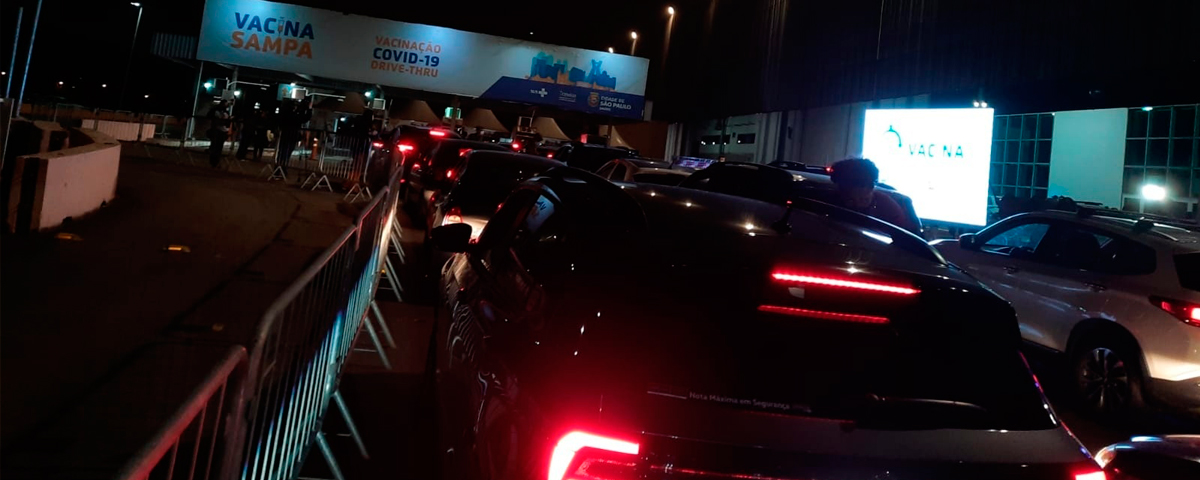 Música eletrônica marca presença na virada da vacina de SP