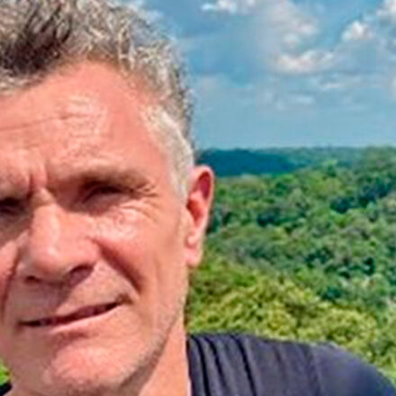 Ex-editor de Mixmag, Dom Phillips segue desaparecido na Amazônia. Marinha do Brasil realiza buscas