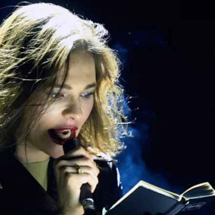 O silêncio de uma DJ russa sobre a Ucrânia está dividindo a cena da música eletrônica