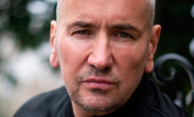 “A sobriedade me ensinou que a vida vale a pena ser vivida”: lições de vida com DJ Fat Tony