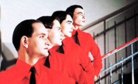 Kraftwerk virá para o Brasil em maio e se apresentará na C6 Fest, no Ibirapuera