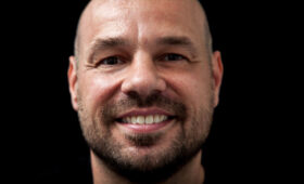 Noon abre temporada com D-Nox e boas vibrações