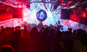 Muito além da festa: veja todos os detalhes do segundo festival do Surreal Park, Youniverse