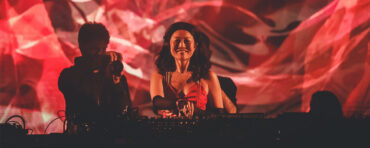 Eli Iwasa estreia no Tomorrowland e promete show memorável em B2B com Valentina Luz